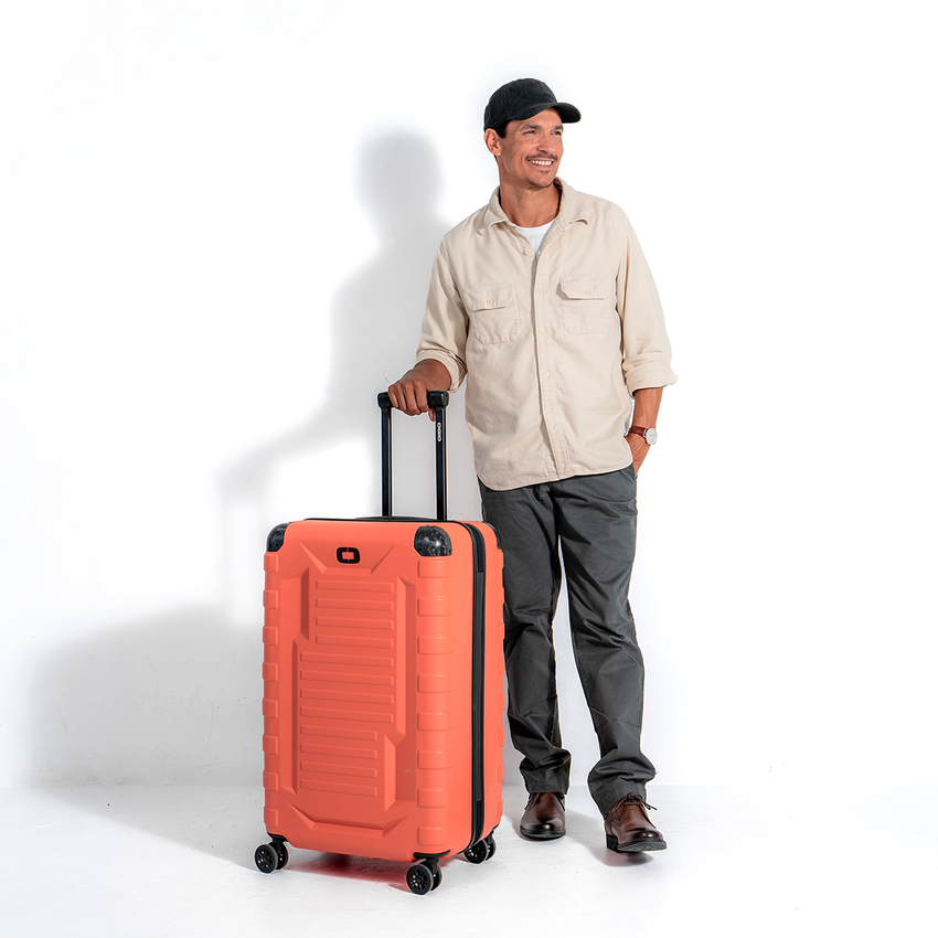 RENEGADE VAULT CHECKED BAG - View 3