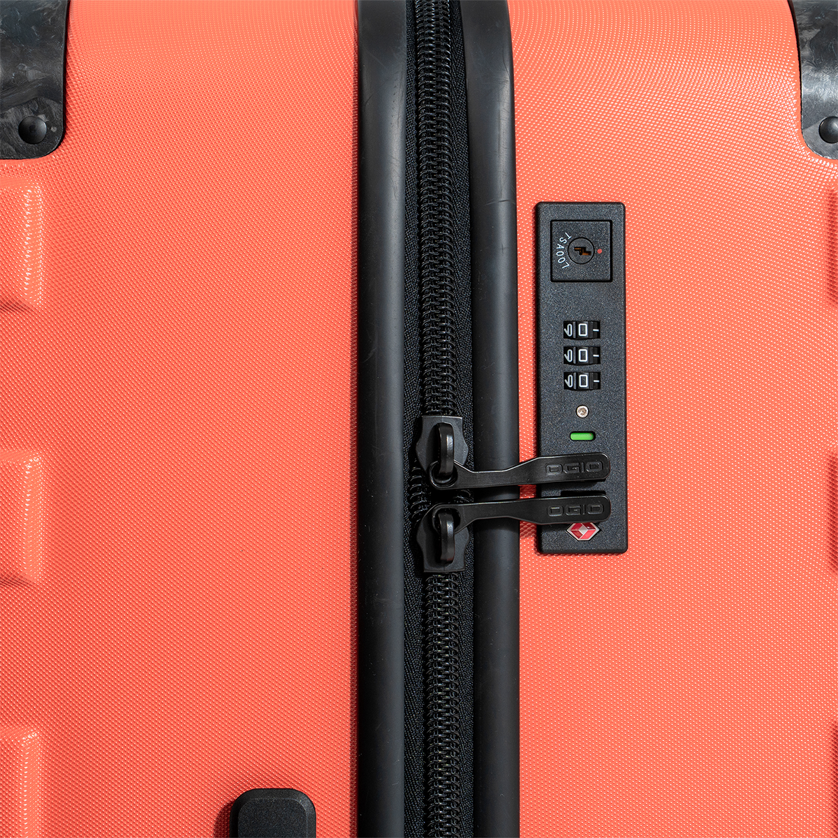 RENEGADE VAULT CHECKED BAG image 4