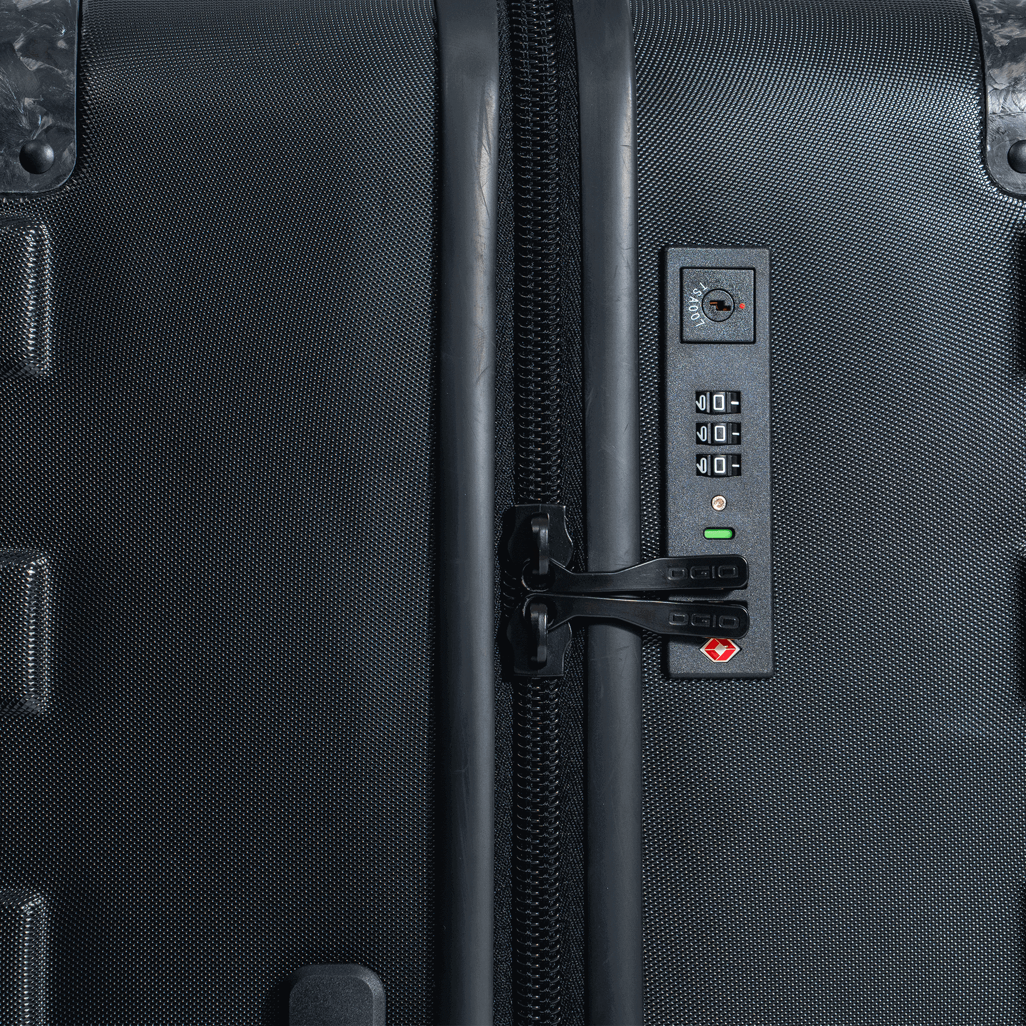 RENEGADE VAULT CHECKED BAG image 4