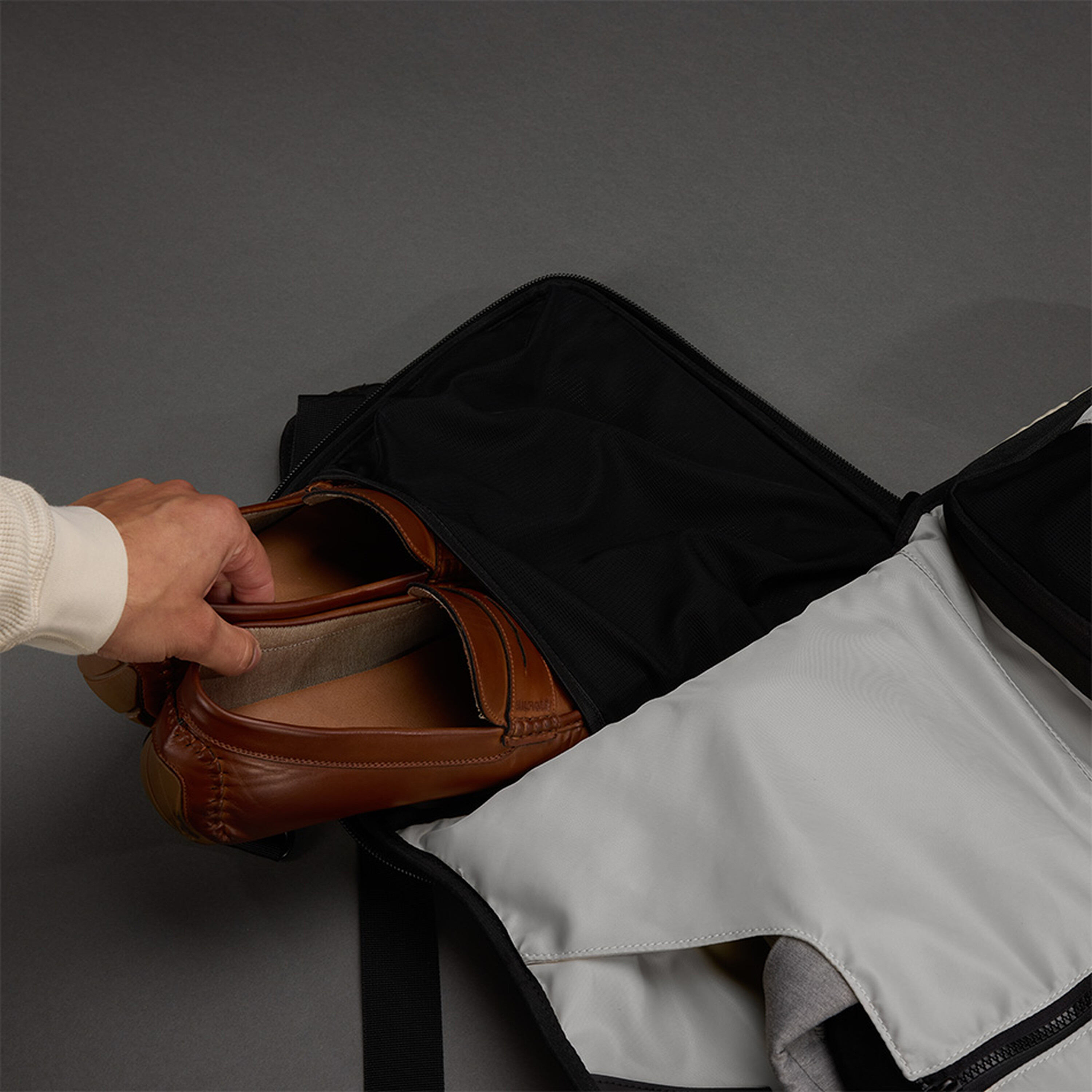 Pace Pro Suiter Duffel image 4