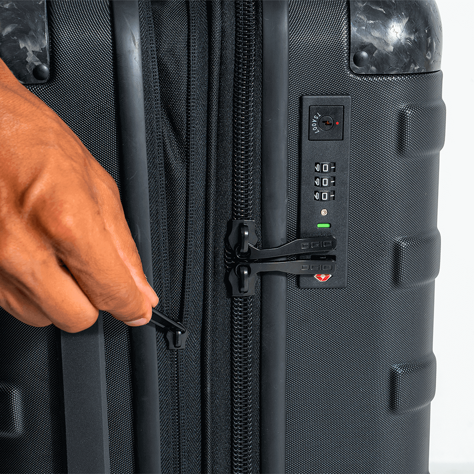 RENEGADE VAULT CARRY-ON BAG image 4
