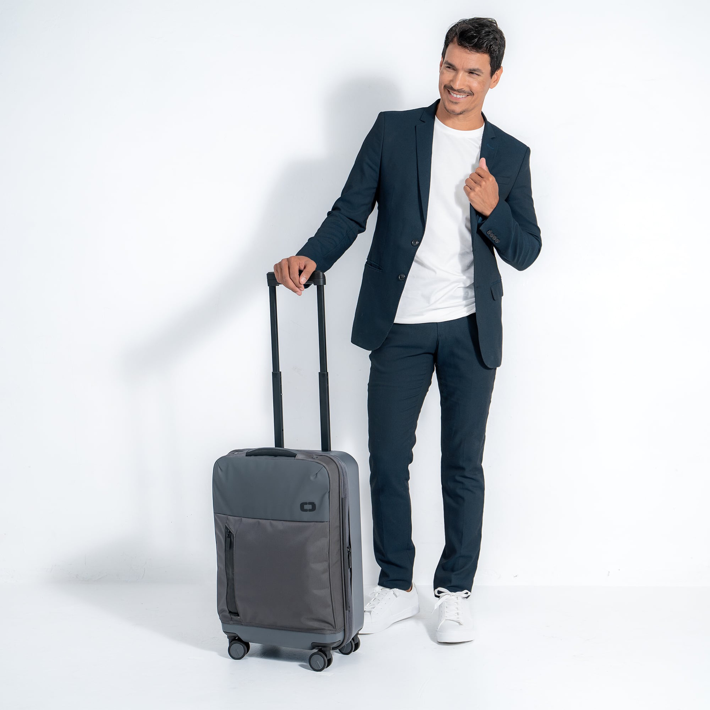 Pace Pro Hybrid Carry-on image 3