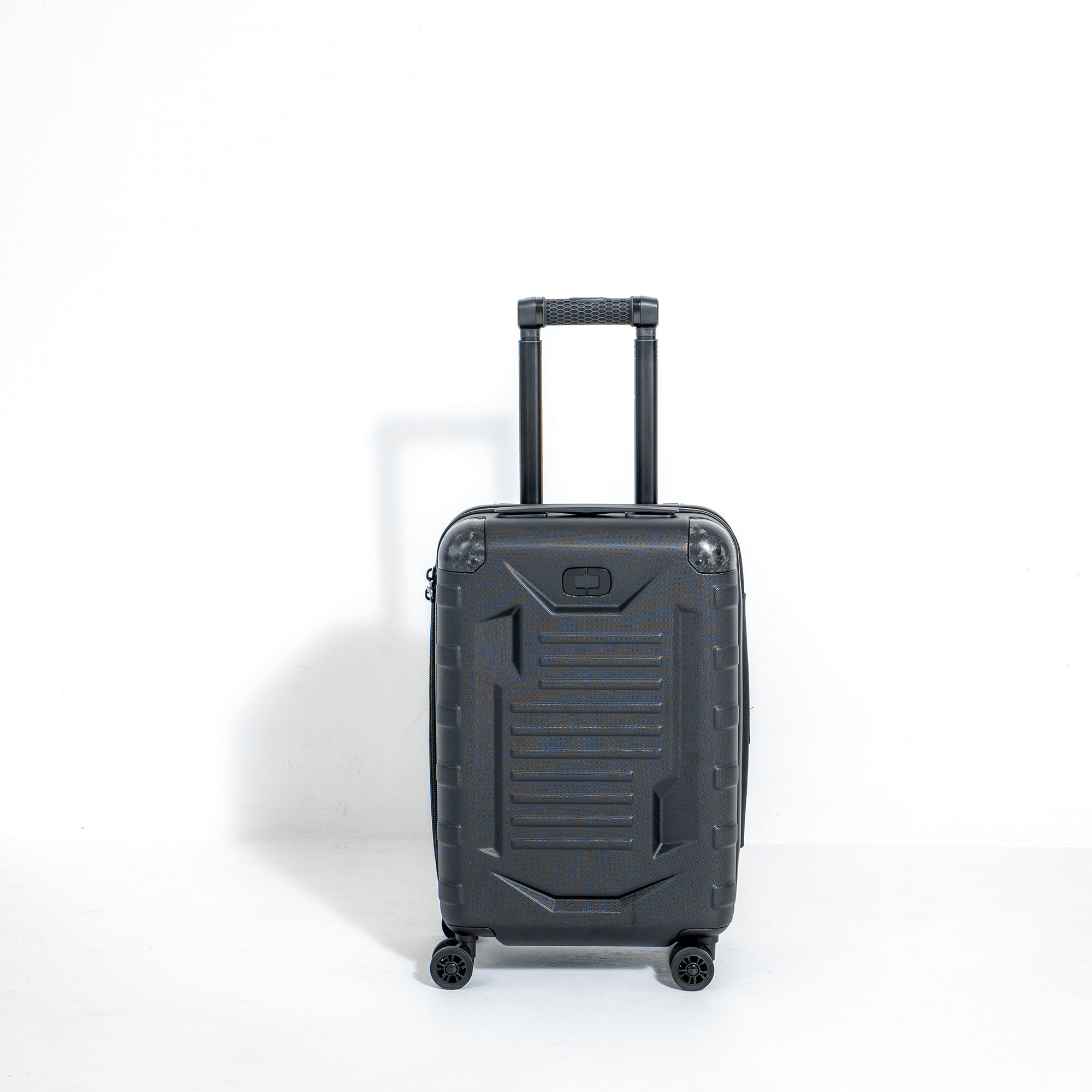 RENEGADE VAULT CARRY-ON BAG image 8