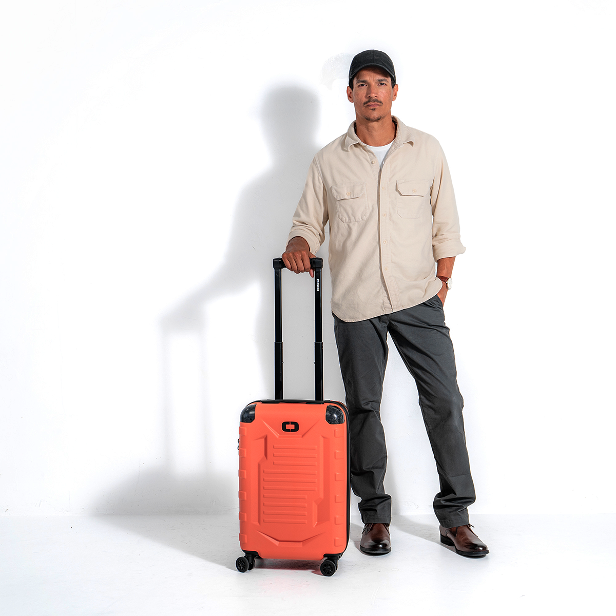 RENEGADE VAULT CARRY-ON BAG image 3