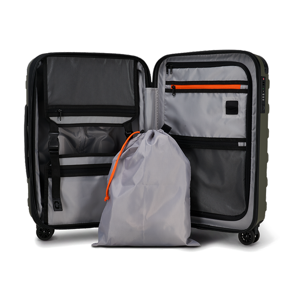 RENEGADE VAULT CARRY-ON BAG image 5
