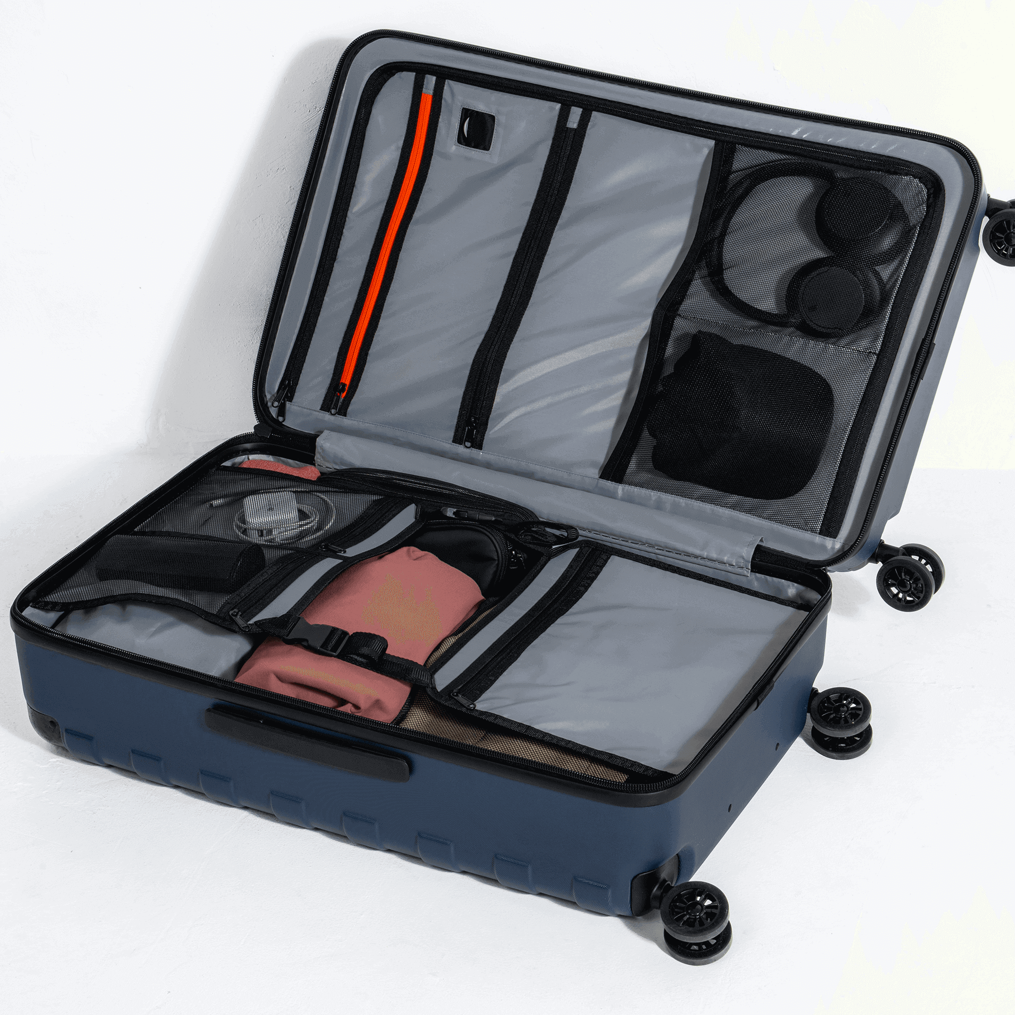 RENEGADE VAULT CHECKED BAG image 2