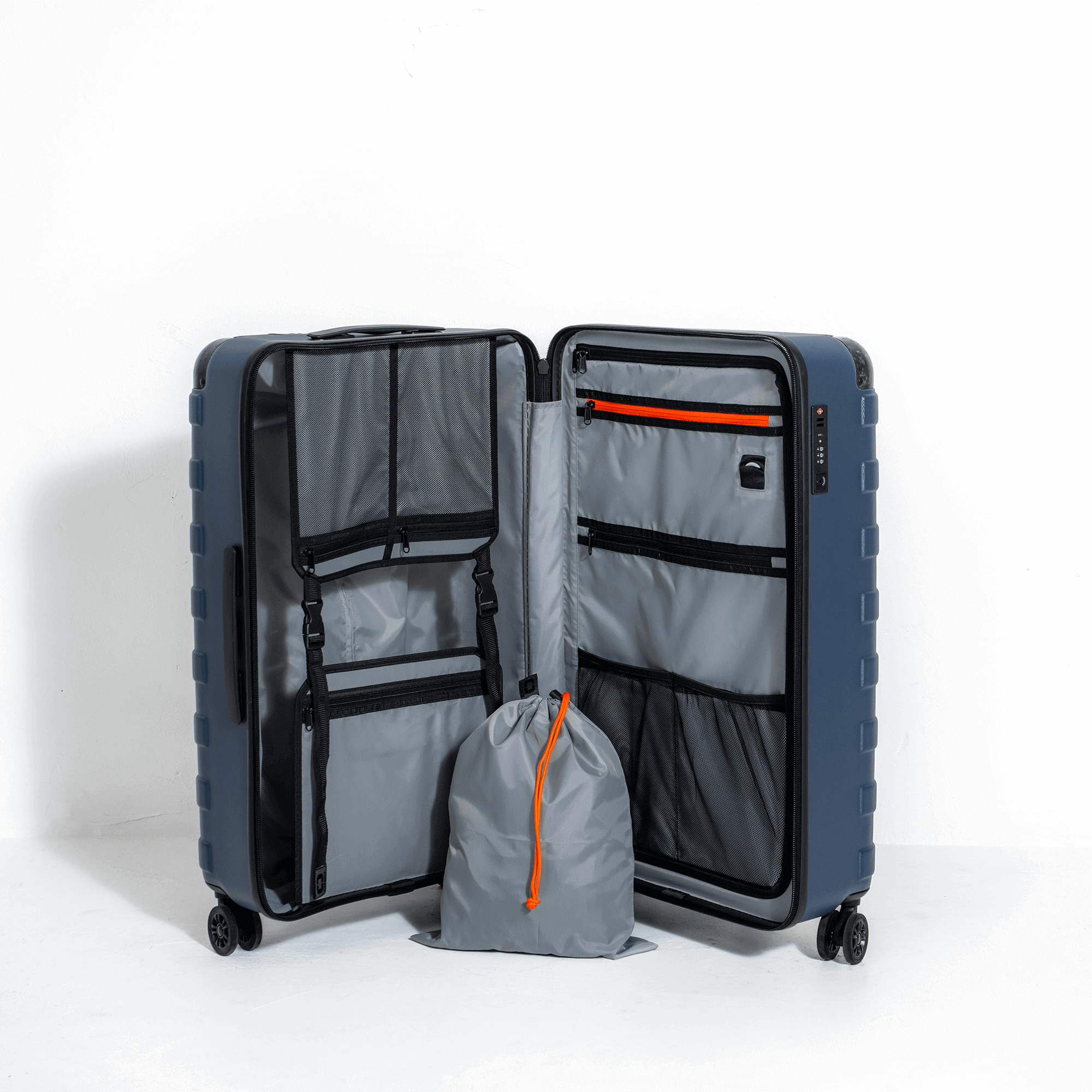 RENEGADE VAULT CHECKED BAG image 5