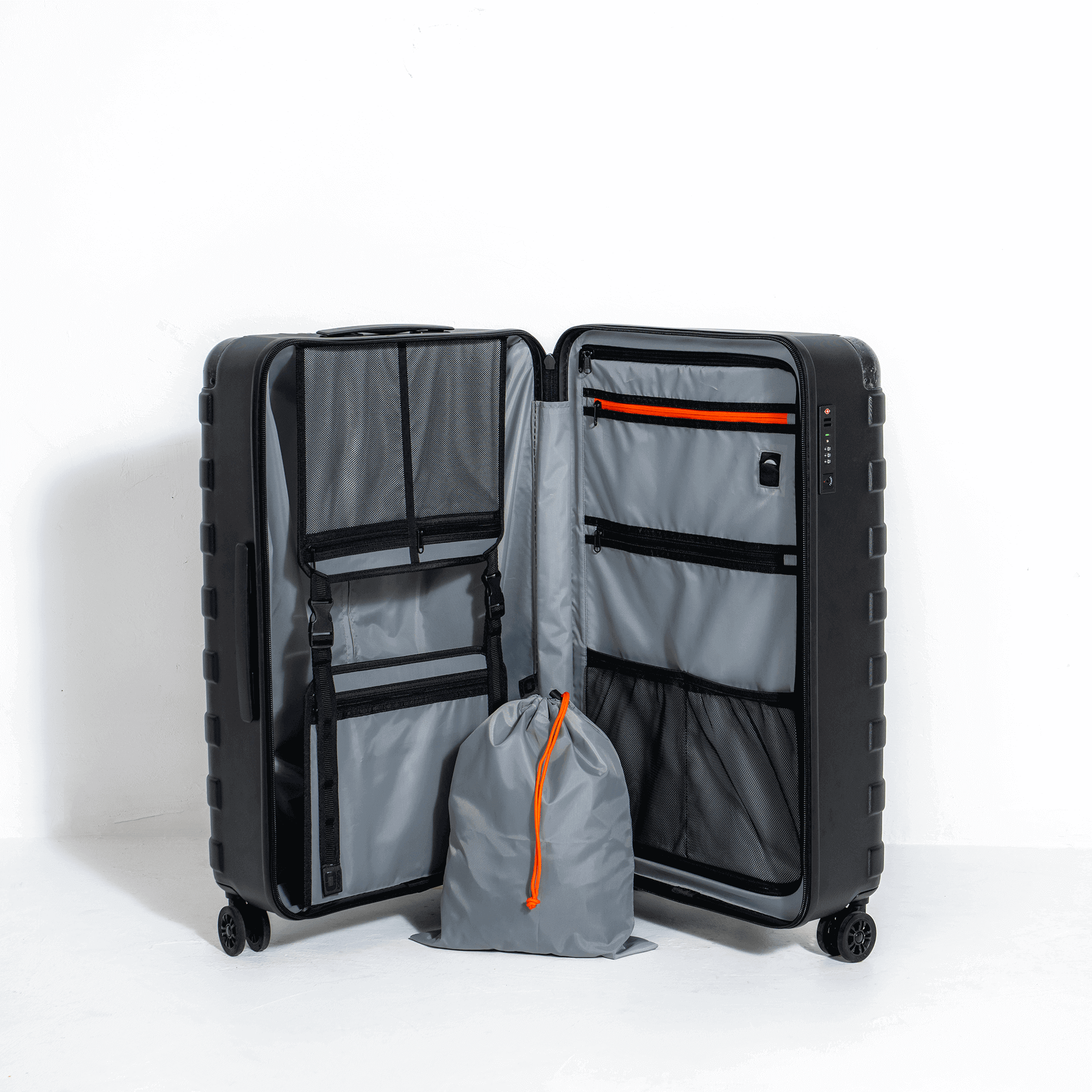RENEGADE VAULT CHECKED BAG image 5