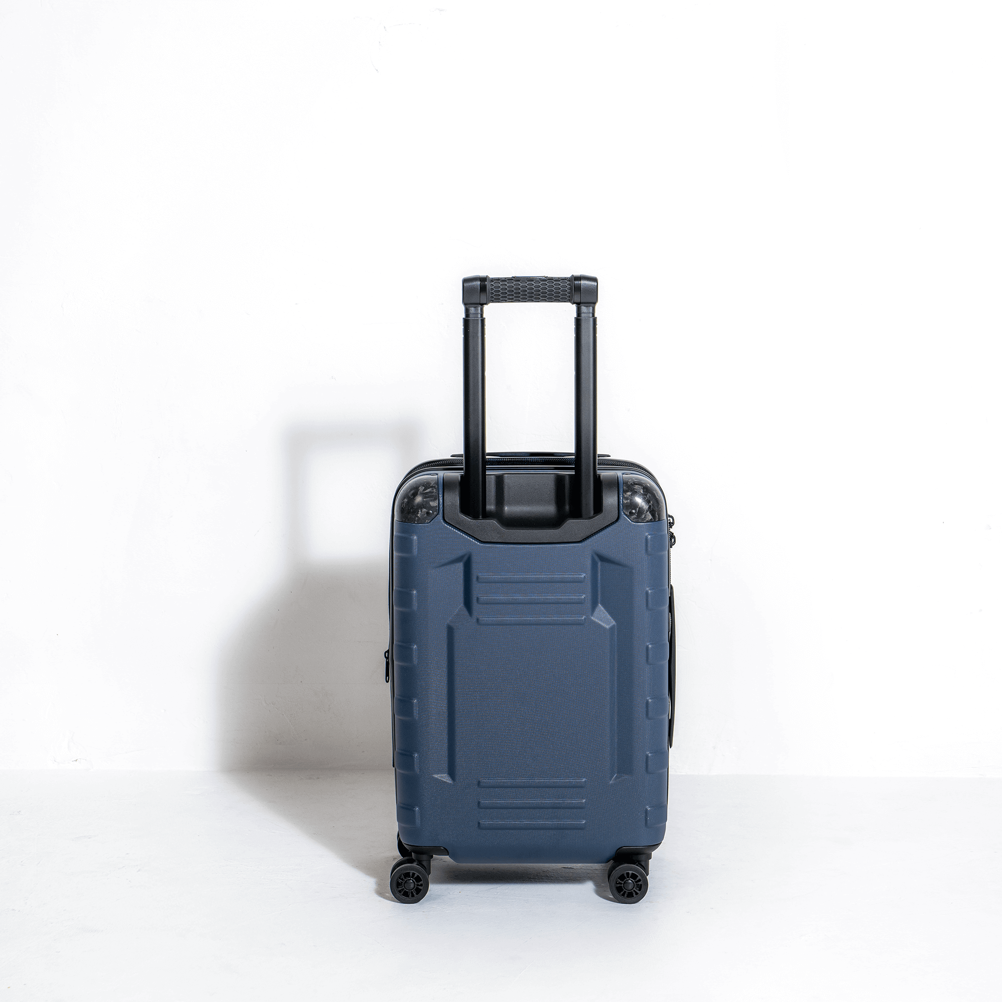 RENEGADE VAULT CARRY-ON BAG image 7