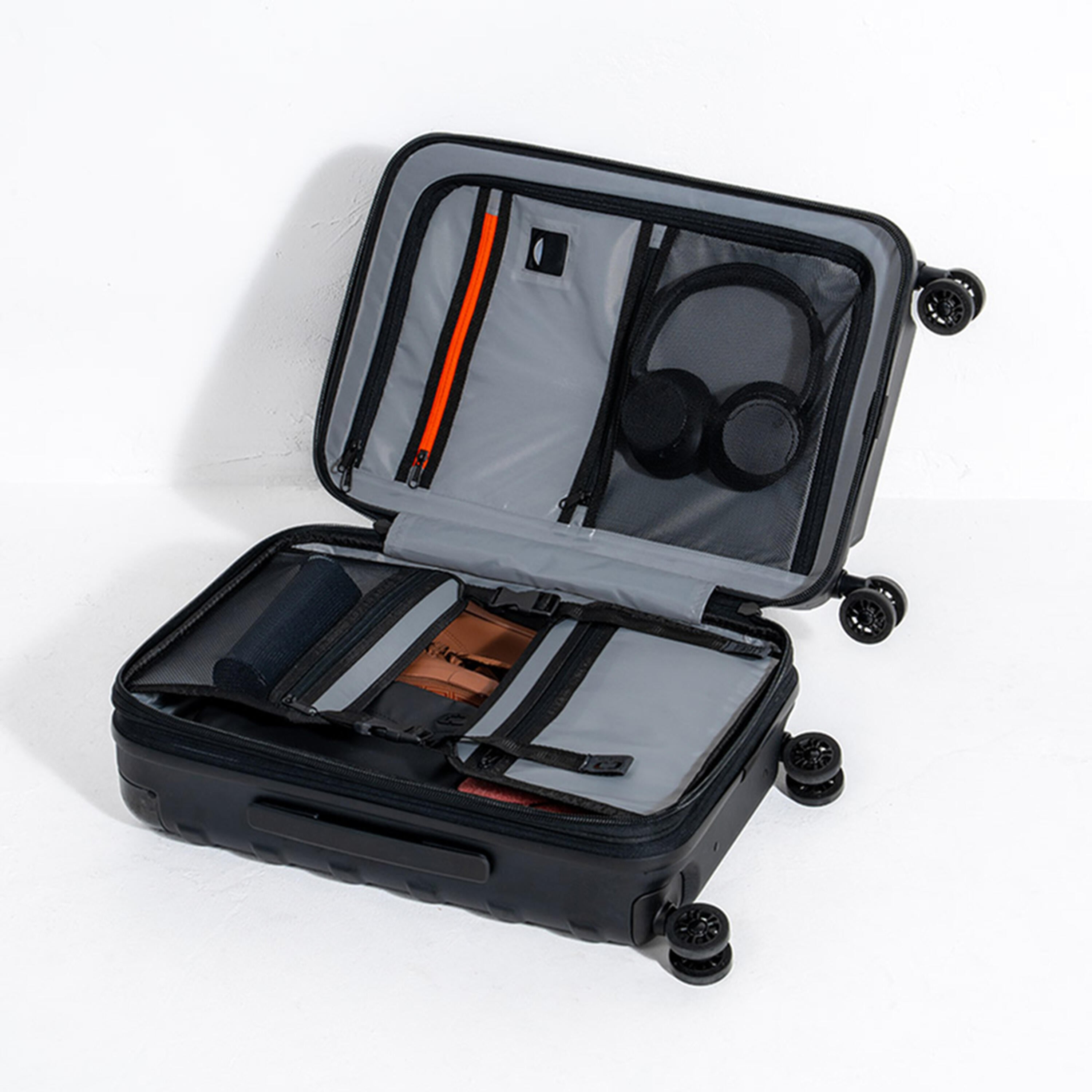 Renegade Overnight Set