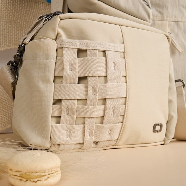 1x1-rise-crossbody-image-4